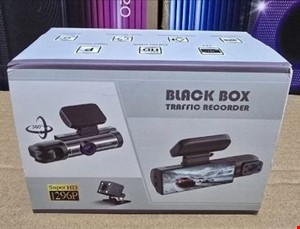 دوربین ثبت وقایع 3 لنز 